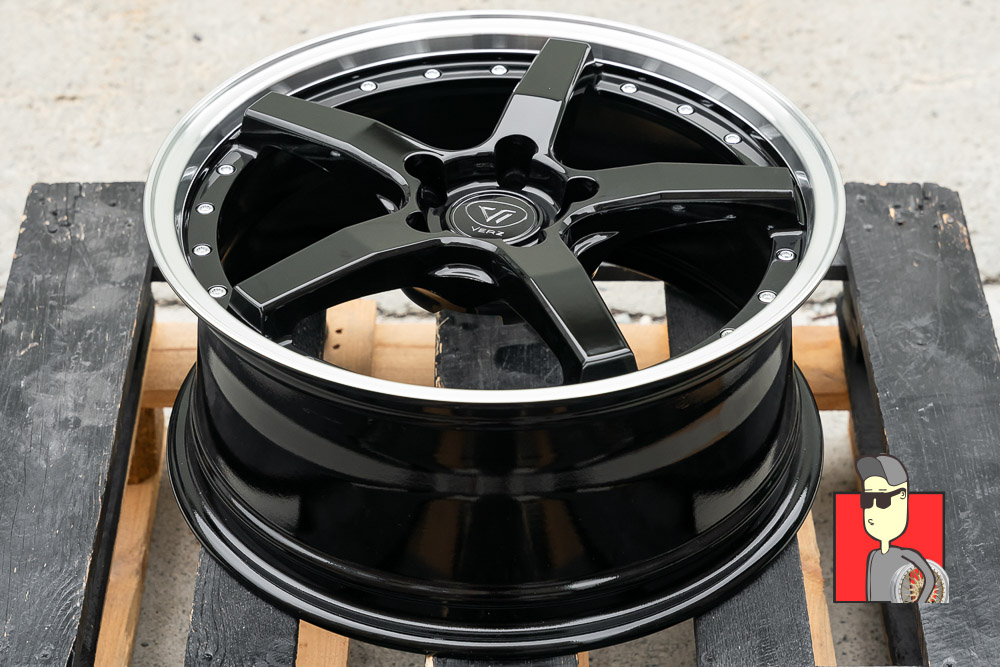Комплект дисков Verz 17x7.5 et40 5x114.3