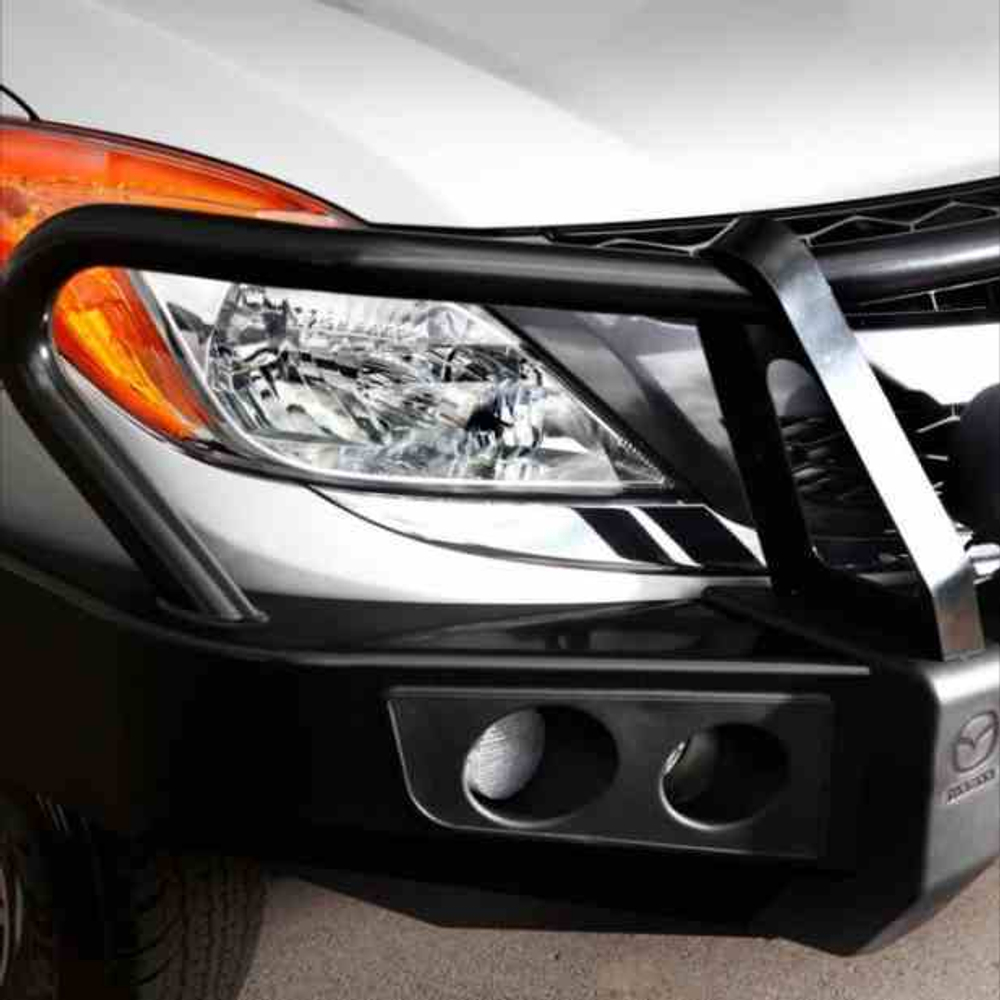 Установка переднего силового бампера Mazda BT50