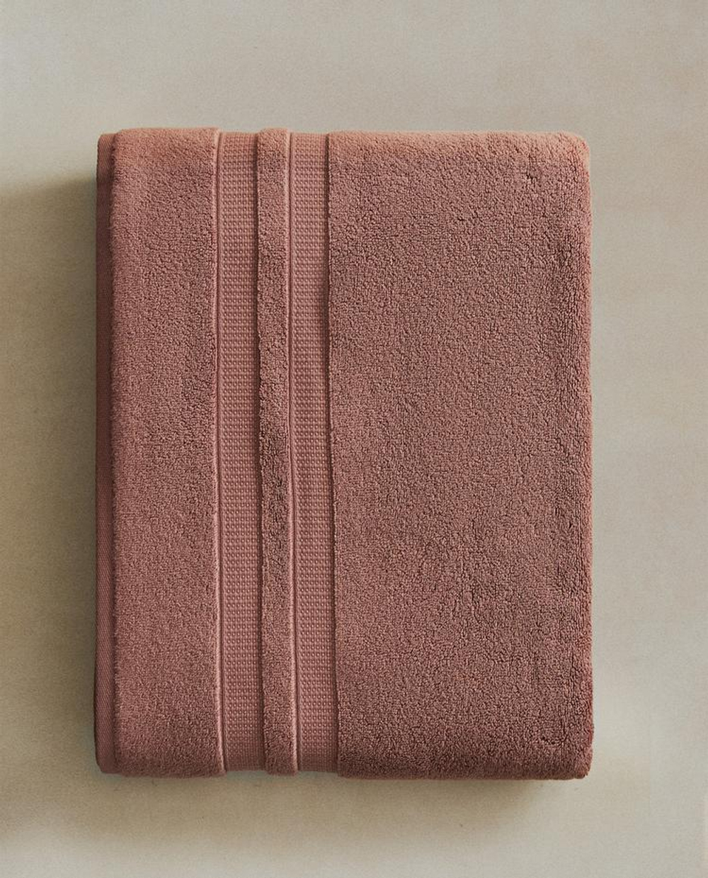 ZARA HOME БАННОЕ ПОЛОТЕНЦЕ С ДВОЙНОЙ КАЙМОЙ, РОЗОВЫЙ
