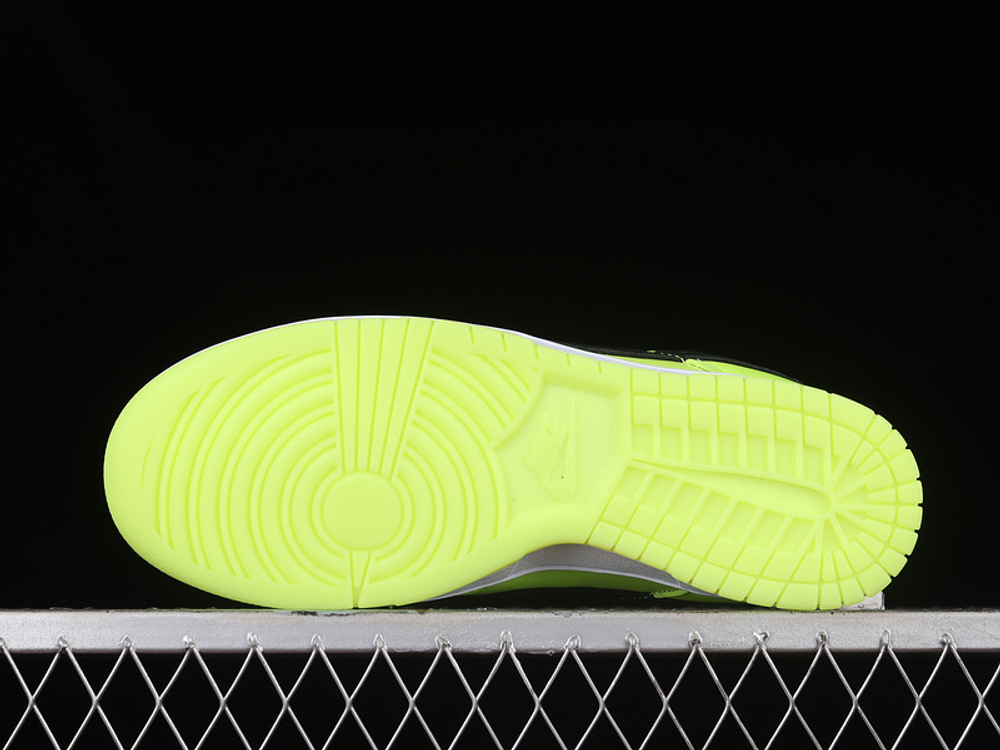 Nike Dunk Low GLOW IN THE DARK