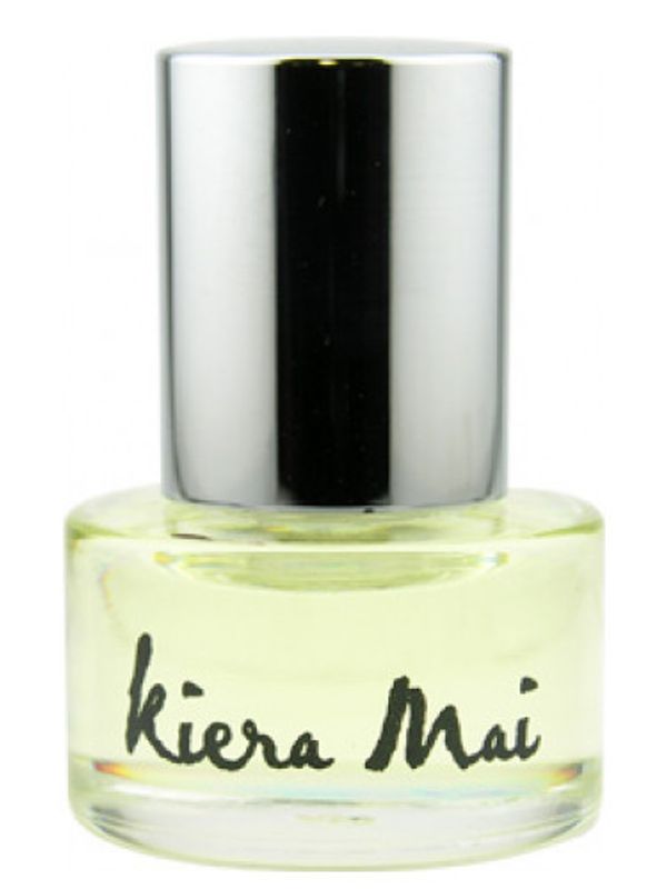 Kiera Mai Amour de Mai