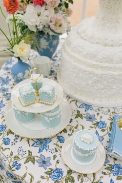 Wedgwood Винный шкаф II Gio Gold EAN 701587437370