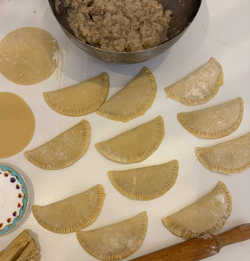 чебуреки с курицей