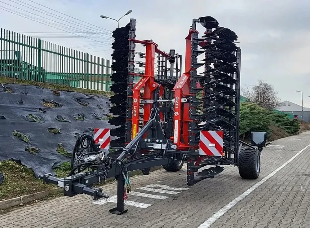 Борона Metal-Fach дисковая U-786 6м на транспортной системе