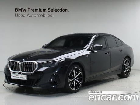 BMW 5-Series 530i xDrive M Sport — 2024