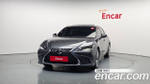 Lexus ES300h — 2025