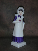 Статуэтка. Фарфор. Дама Анна. Royal Doulton. Англия