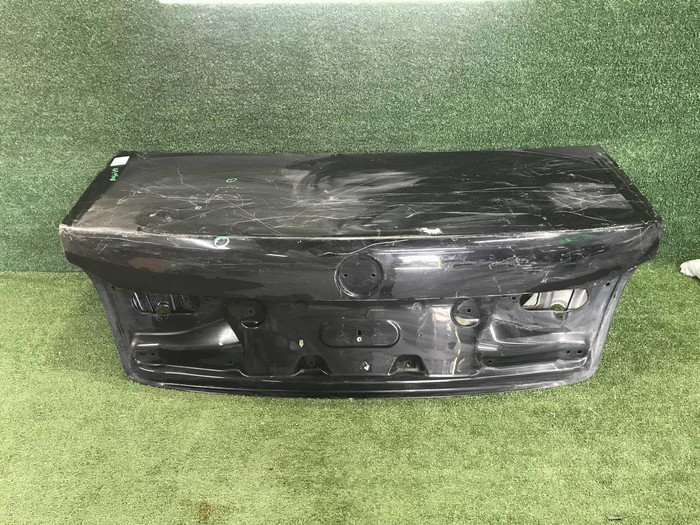 Крышка багажника BMW 7er G11 (2015-2022)