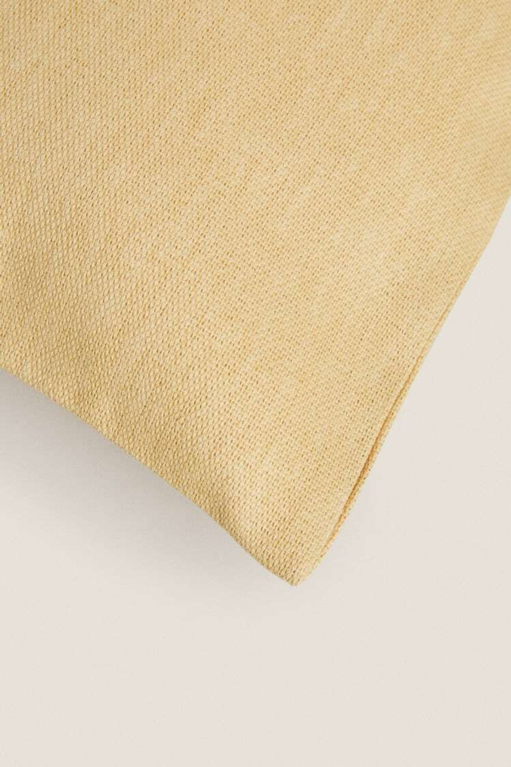 ZARA HOME ОДНОТОННЫЙ ЧЕХОЛ ДЛЯ ДЕКОРАТИВНОЙ ПОДУШКИ, ЖЕЛТЫЙ