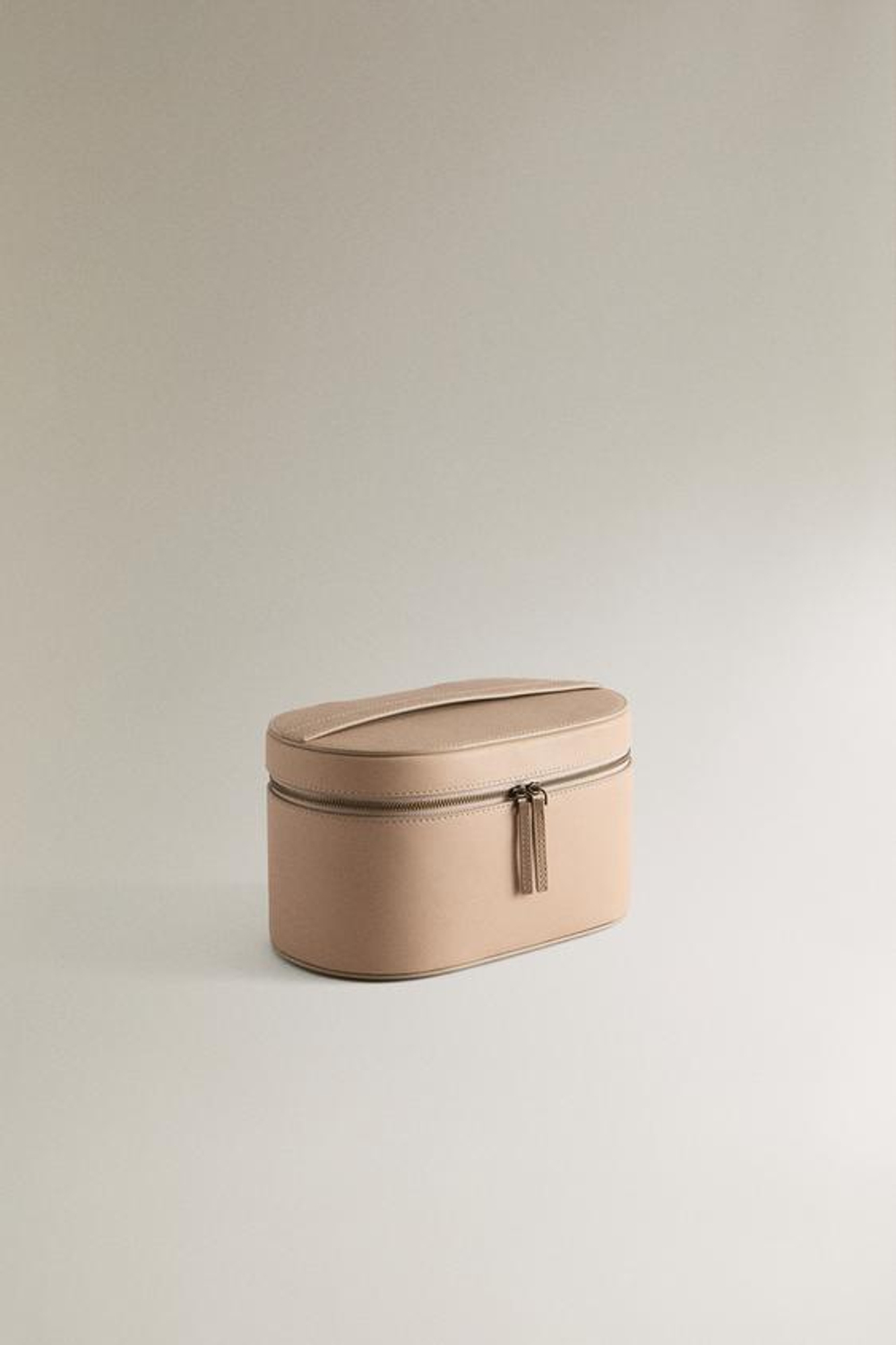 ZARA HOME МАЛЕНЬКАЯ ЖЕСТКАЯ КОЖАНАЯ КОСМЕТИЧКА, БЕЖЕВЫЙ