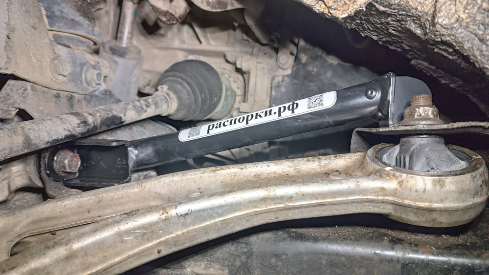 Распорки передние нижние боковые Subaru Outback 4 (BR) (ПОД ЗАКАЗ)
