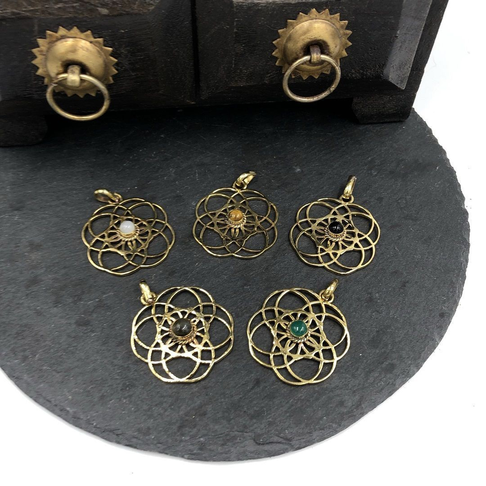 Подвеска Seed of Life лунный камень из латуни