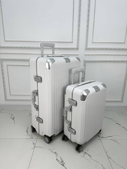 Чемодан Rimowa L