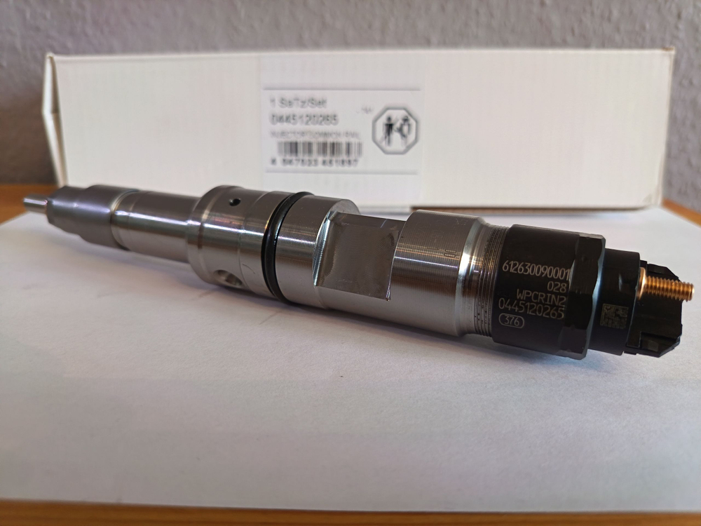 445120265 Топливная форсунка BOSCH
