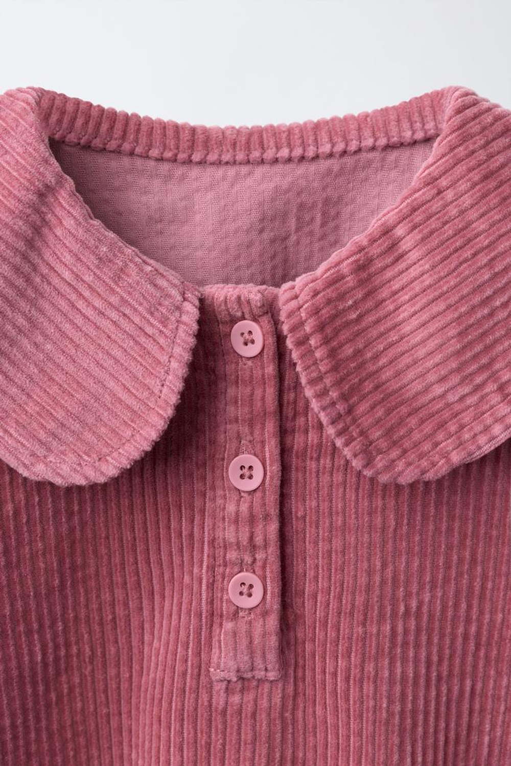 ZARA ВЕЛЬВЕТОВОЕ ПЛАТЬЕ С КРУГЛЫМ ВОРОТНИКОМ, РОЗОВАТЫЙ