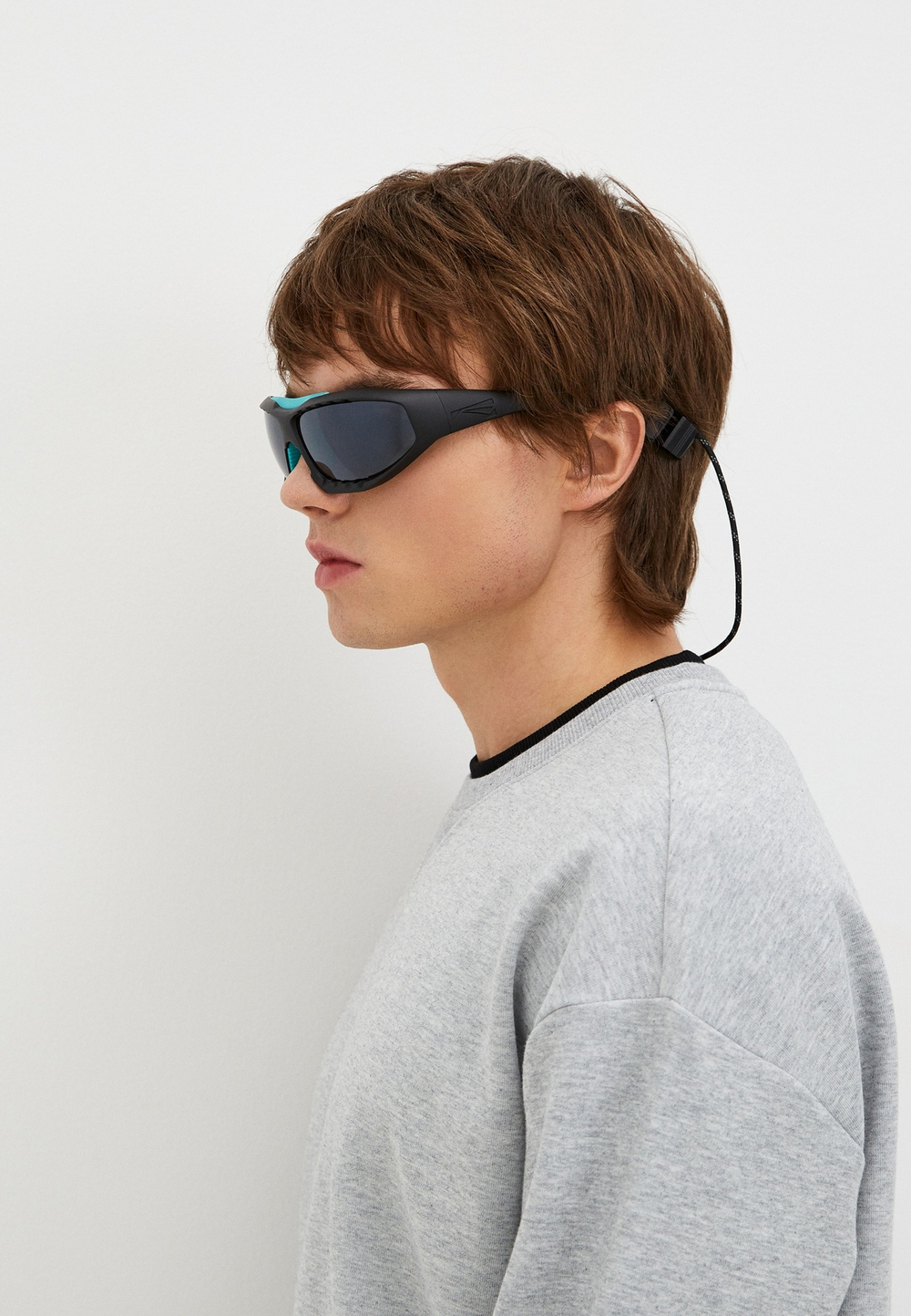 Спортивные очки LiP Surge / Matt Black / Aquamarine / PC Polarized / Levanté Series Chroma Smoke Lens