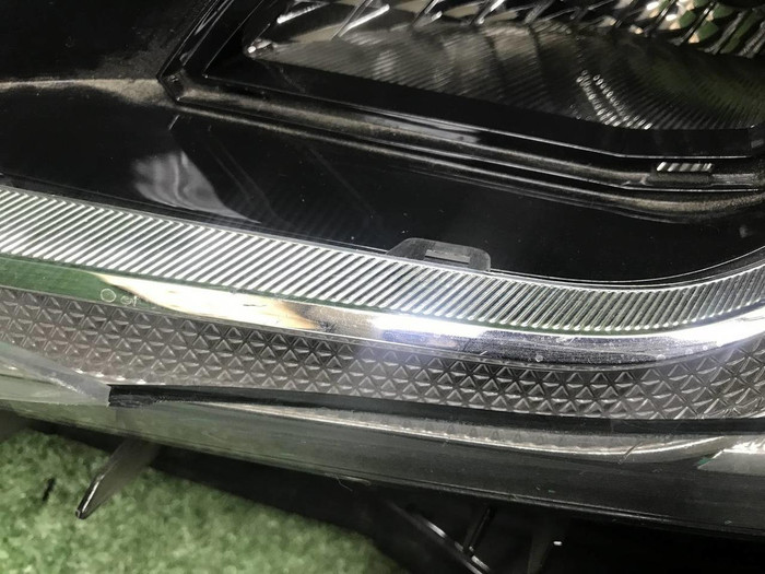 Битая Фара левая Toyota Camry xv70 (2017-н.в.) LED