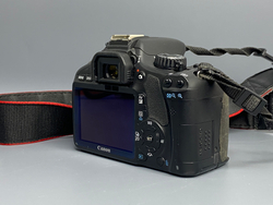 Canon EOS 550D Body — 37 339 кадров