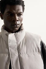 СТЕГАНЫЙ ЖИЛЕТ REGULAR FIT — ZARA