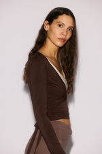 Короткий топ для йоги с длинными рукавами - H&M