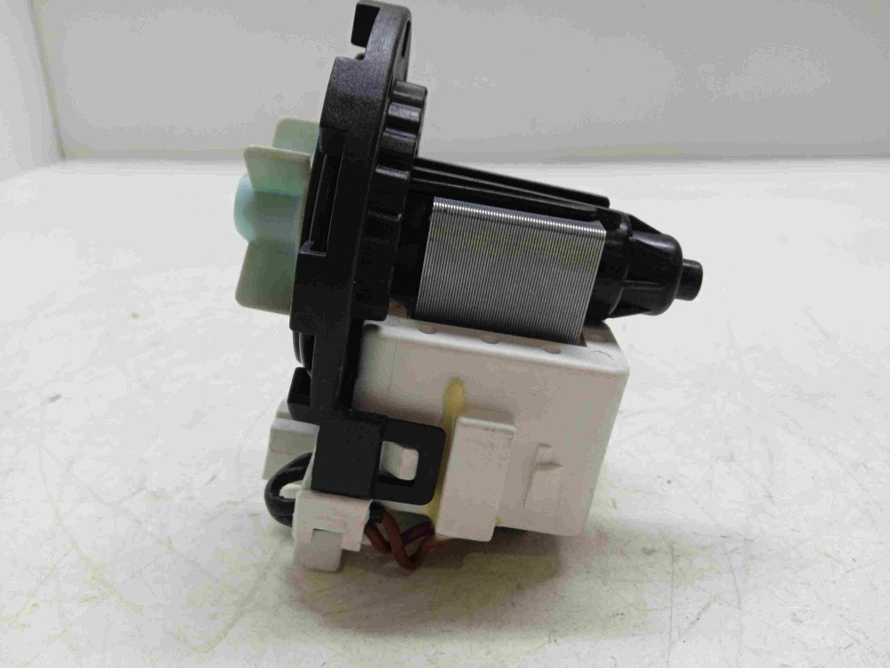 WKB61021PTMA кт301 Сливной насос стиральной машины Beko WKB61021PTMA б/у