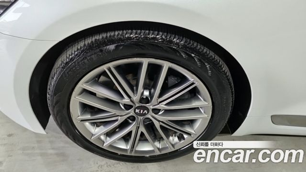 KIA K9 3.3 T-GDI AWD — 2021