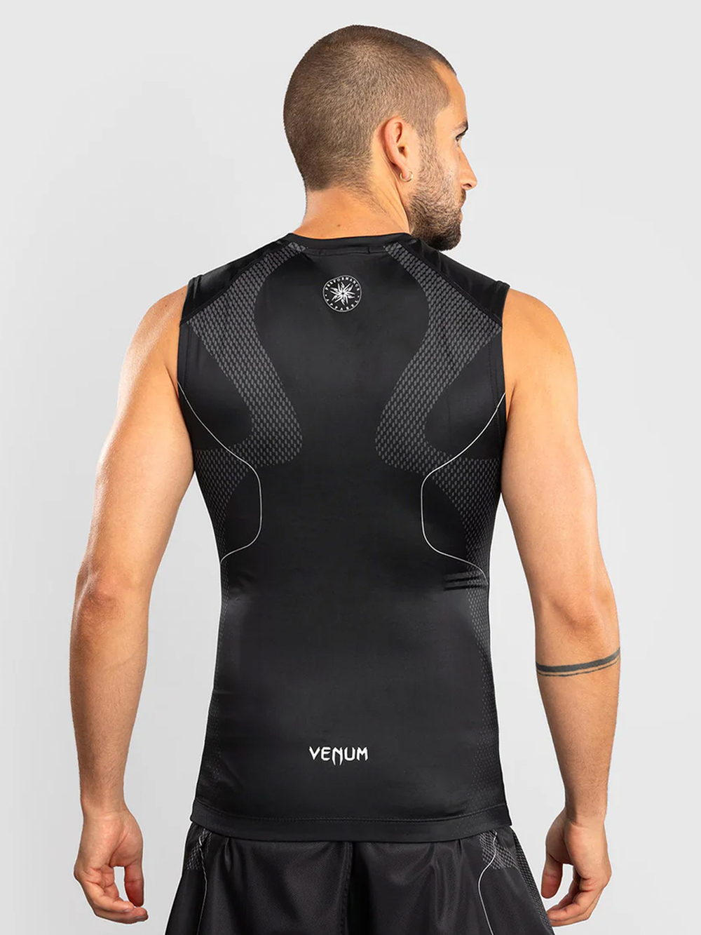 Рашгард Venum Nexus Black/Silver S/L