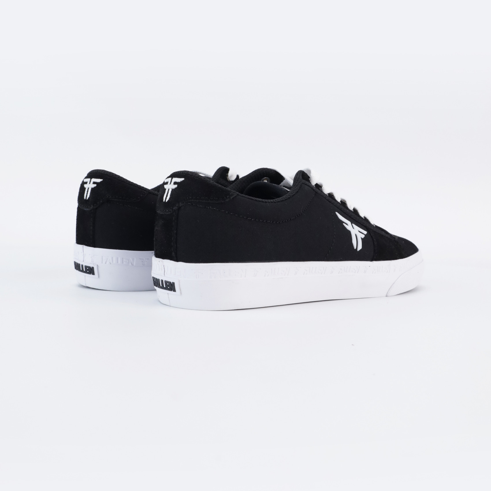 Fallen Bomber (black/white) артикул:FMG1ZA04 - купить в магазине Дайс