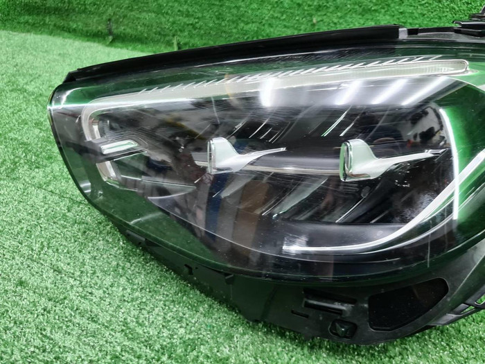 Фара левая Mercedes E W213 (2020-2023) LED