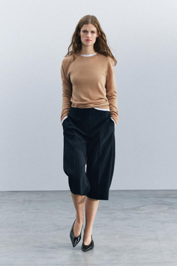 ZARA ПРЯМЫЕ ШОРТЫ С ЗАЩИПАМИ — ZW COLLECTION, ПОЛОСКИ