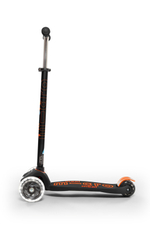 Самокат Maxi Micro Deluxe LED черно-оранжевый