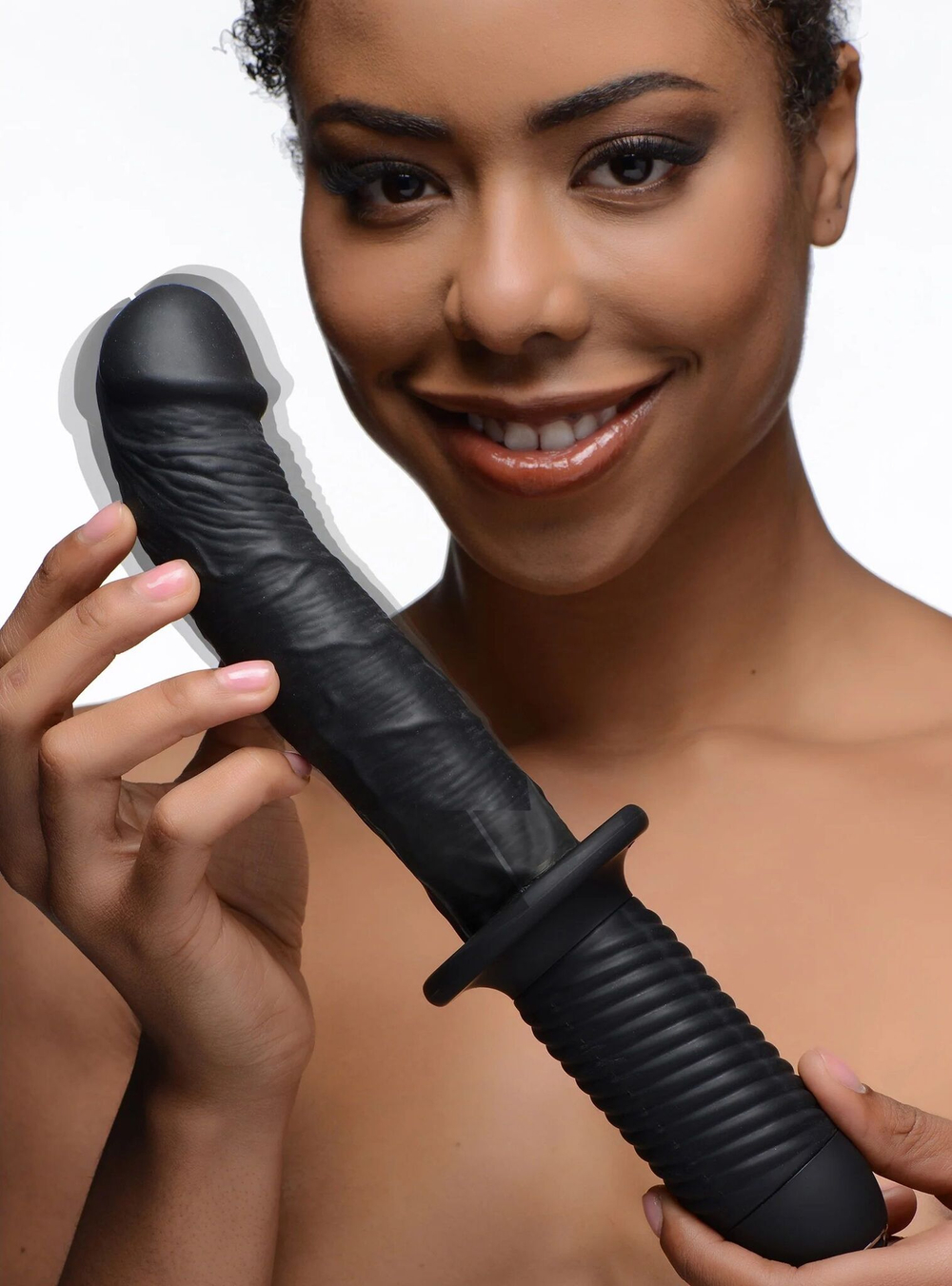 Черный вибратор The Large Realistic 10X Silicone Vibrator with Handle - 30,5 см. (Цвет: черный)