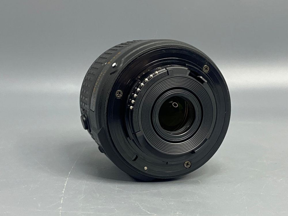 Nikon D3200 + AF-S 18-55mm f/3.5-5.6G VR II 3.500 кадров