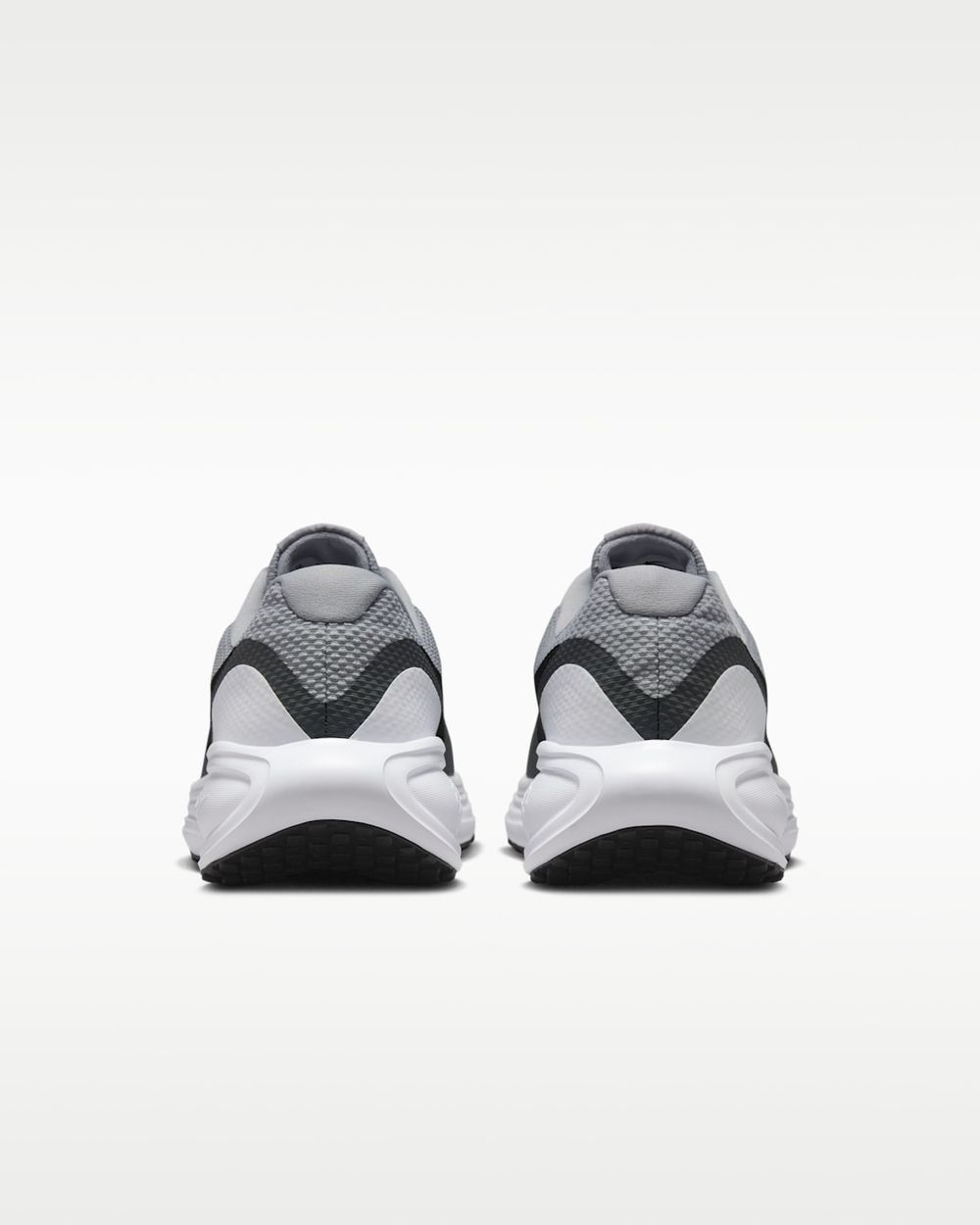 Кроссовки мужские NIKE REVOLUTION 8