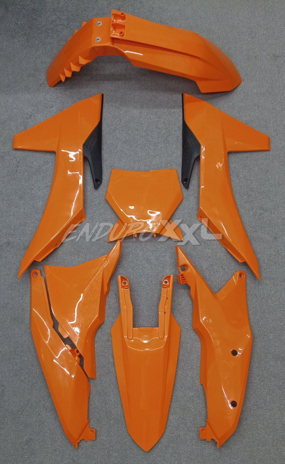 Комплект пластика KTM 2024-2025 (Hengjian S7/Kews K23) оранжевый