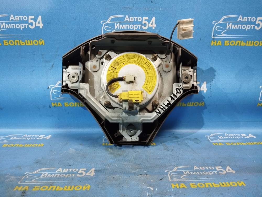 Подушка безопасности водительская TOYOTA PRIUS 2002