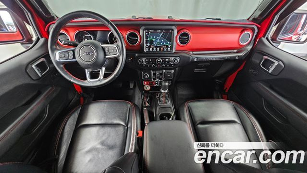 Jeep Wrangler (JL) 2.0 4 — 2021