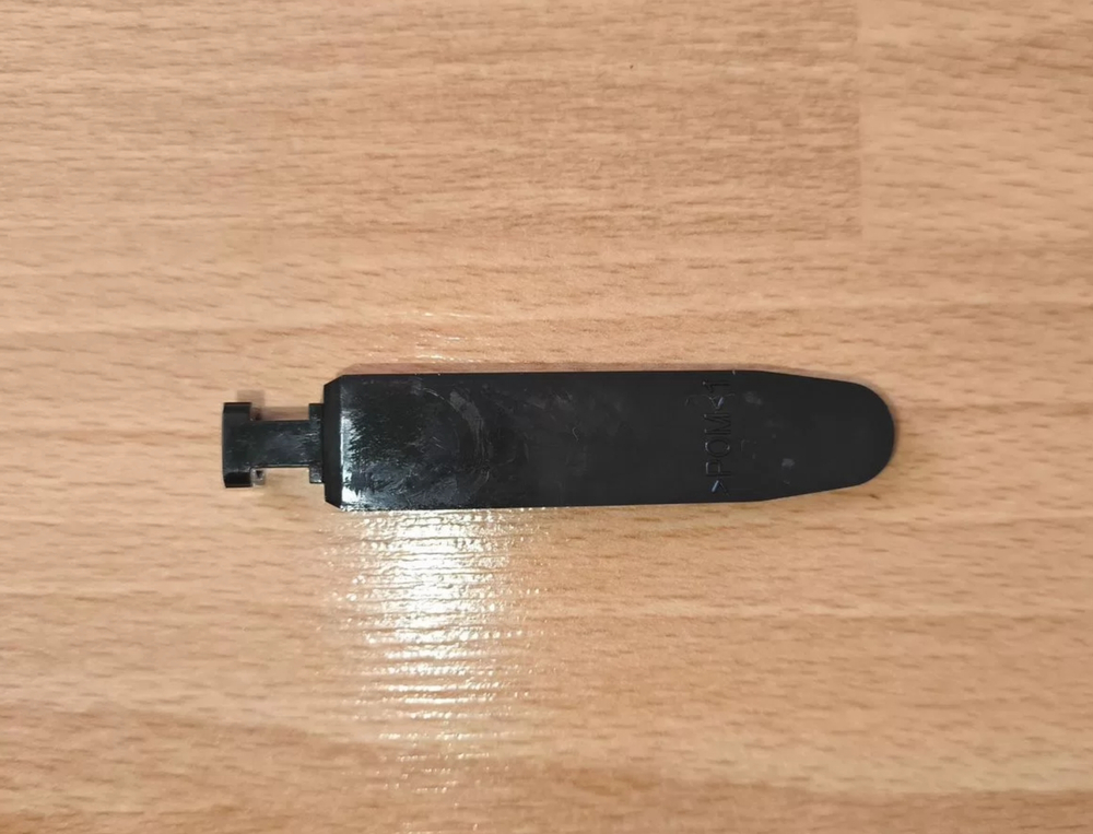 Фиксатор троса замка передней двери ford focus 3