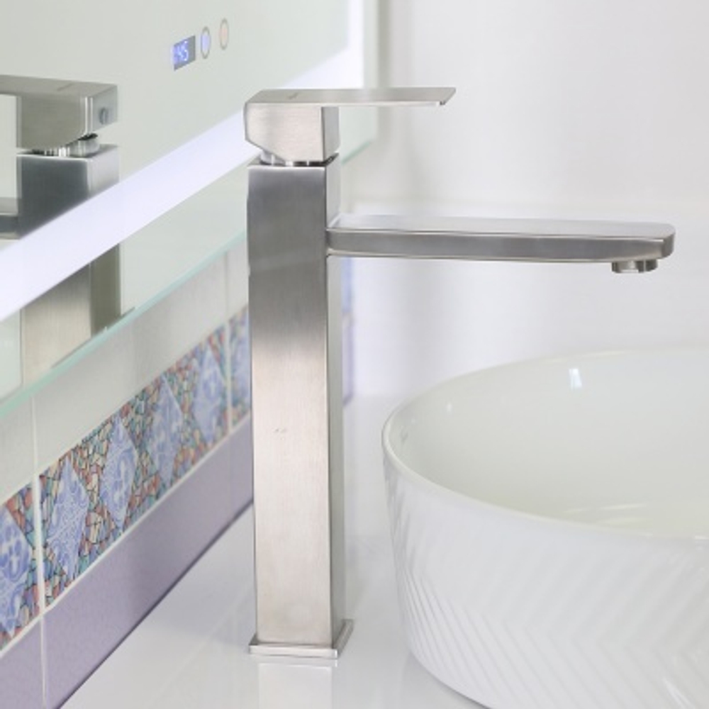 Смеситель для умывальника MELANA F610202 Cubo