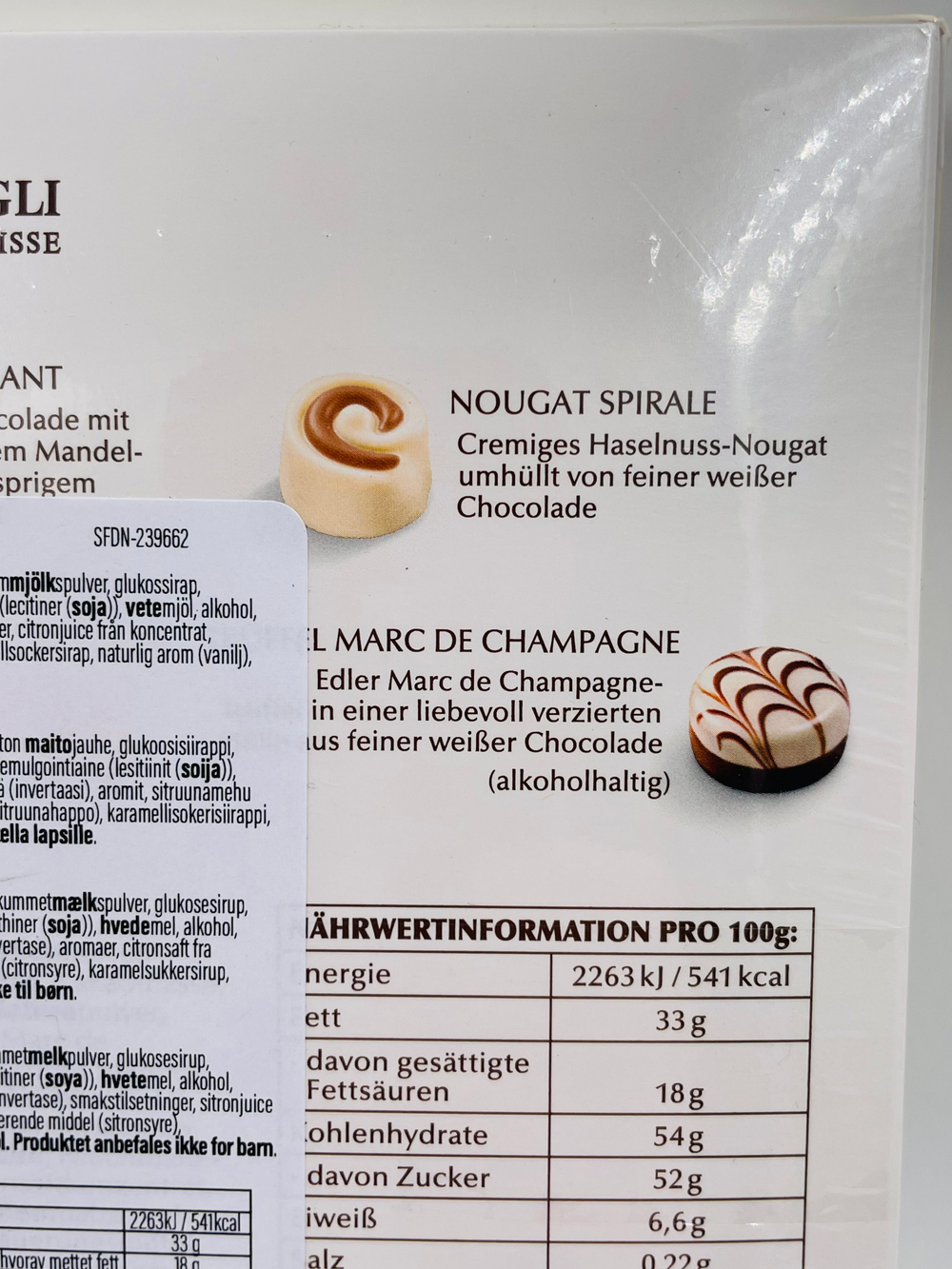Набор конфет Lindt Мини-пралине в белом шоколаде, 163 г (Германия)
