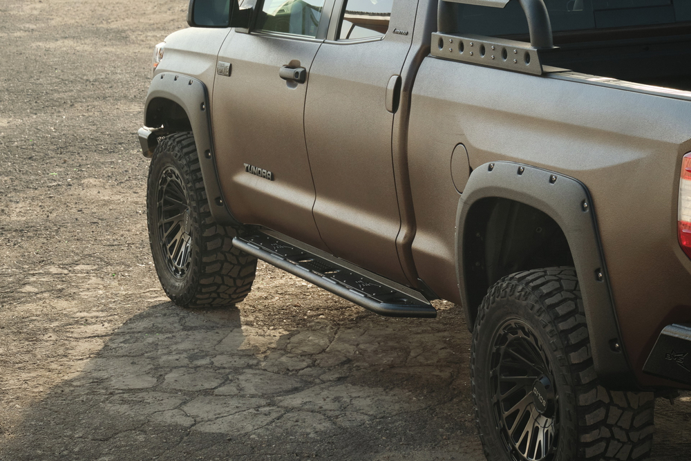 Пороги силовые BMS ALFA для Тойота Тундра Double Cab 2007-2021 (2 шт.)