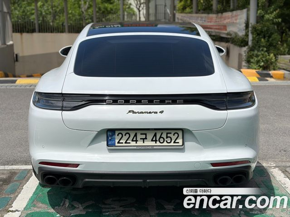 Porsche Panamera 2.9 AWD E-Hybrid Platinum Edition — 2023