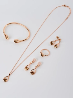 Кольцо Белла с кристаллом Swarovski шампань