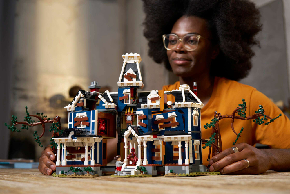 Конструктор LEGO Stranger Things 11370 The Creel House