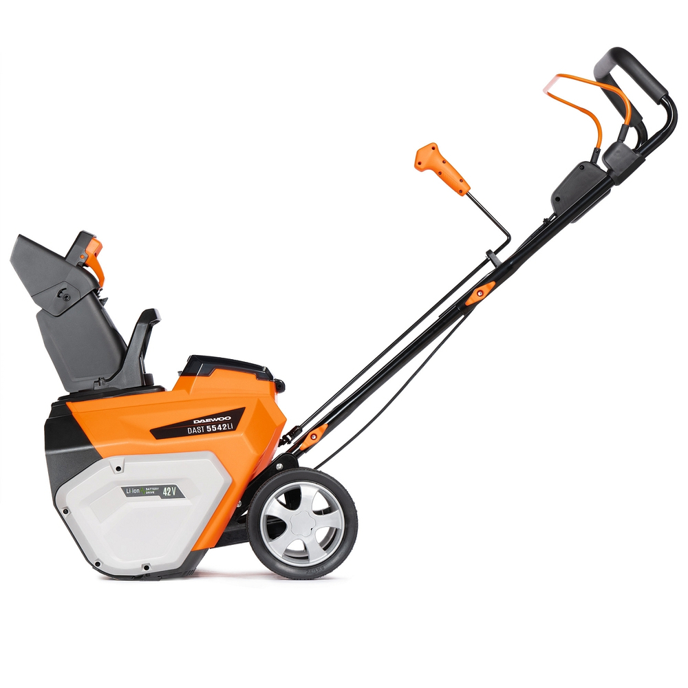 Снегоуборщик аккумуляторный Daewoo DAST 5542LI SET