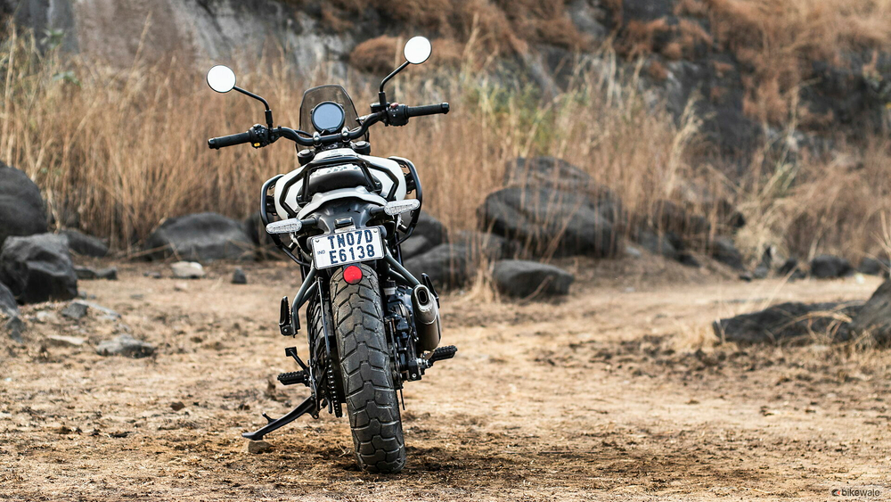Royal Enfield Himalayan 450 Kamet White (Premium / бескамерные шины) 2025