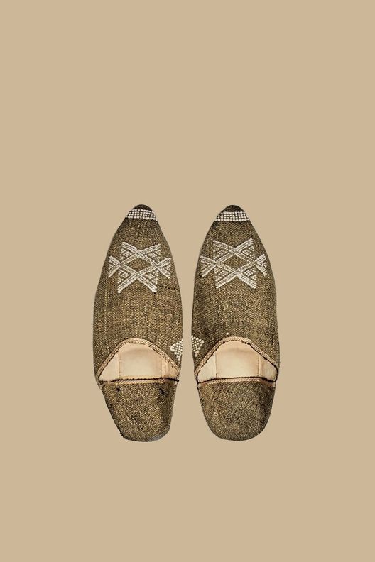 Бабуши из шёлка алоэ вера, каштановый, 40 / Nomad Chic