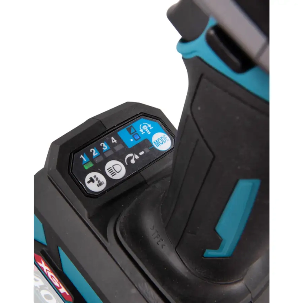 Аккумуляторный ударный гайковерт XGT Makita TW001GZ