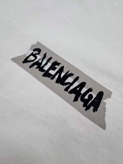 Футболка Balenciaga
