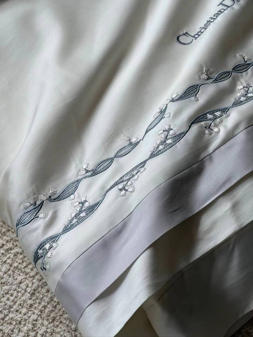 Одеяло Dior